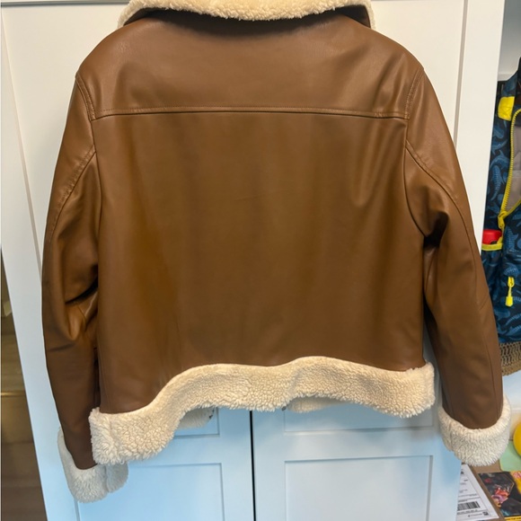 GAP Cream Sherpa Lined Jacket - Picture 6 of 6
